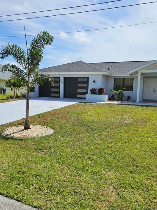 Cozy Retreat, Heated Pool, Water Canal, Bikes,3 Bedroom Cape Coral Dış mekan fotoğraf