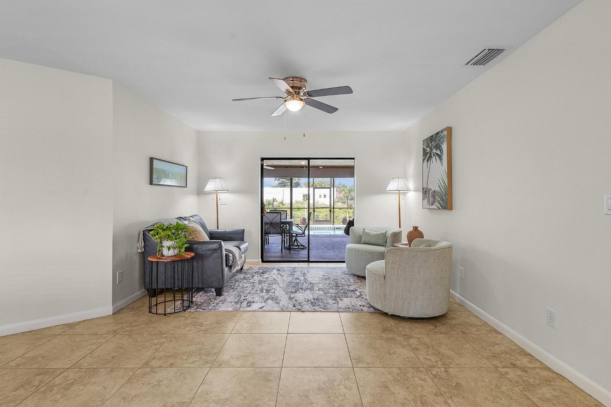 Cozy Retreat, Heated Pool, Water Canal, Bikes,3 Bedroom Cape Coral Dış mekan fotoğraf