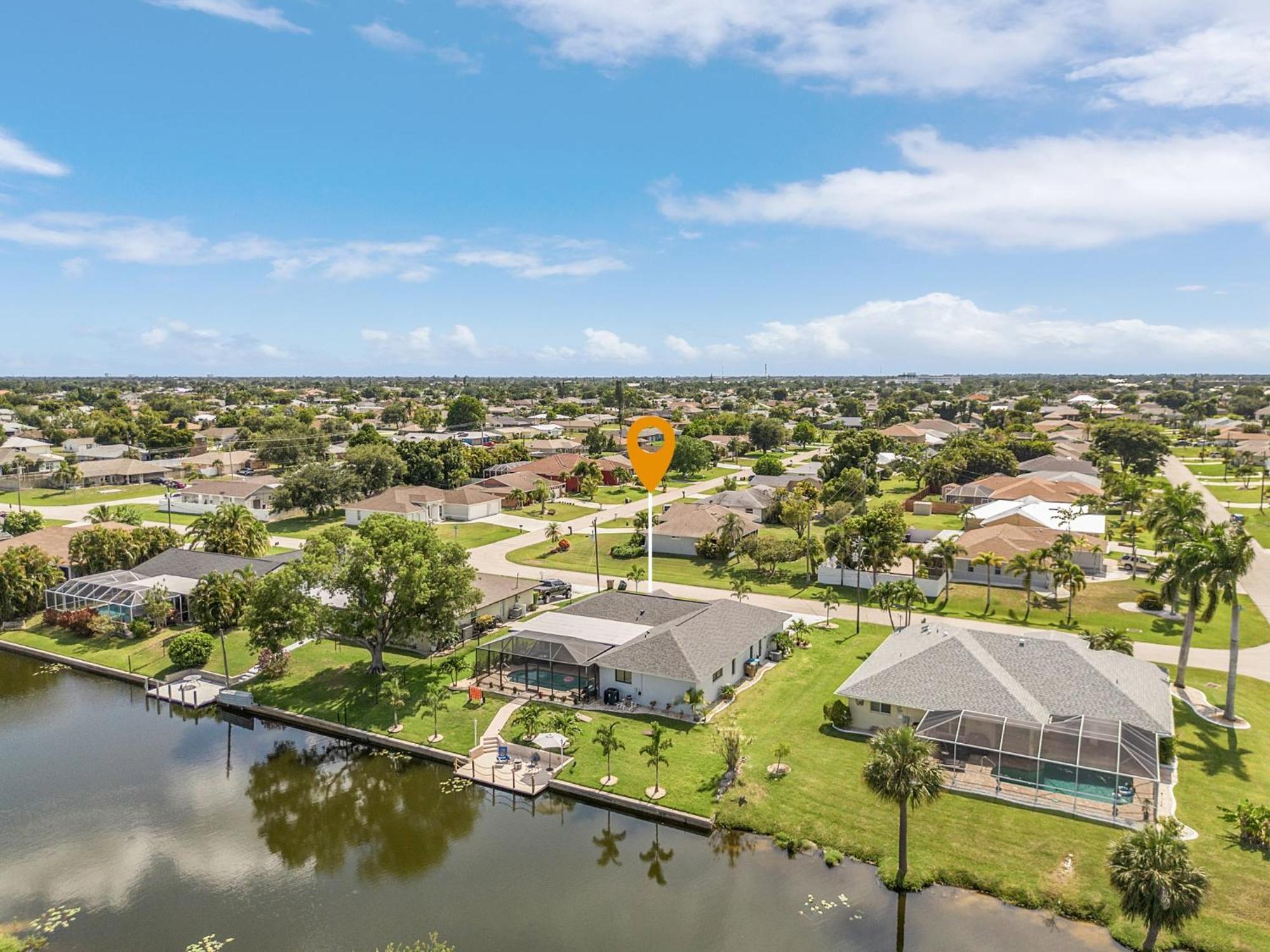 Cozy Retreat, Heated Pool, Water Canal, Bikes,3 Bedroom Cape Coral Dış mekan fotoğraf