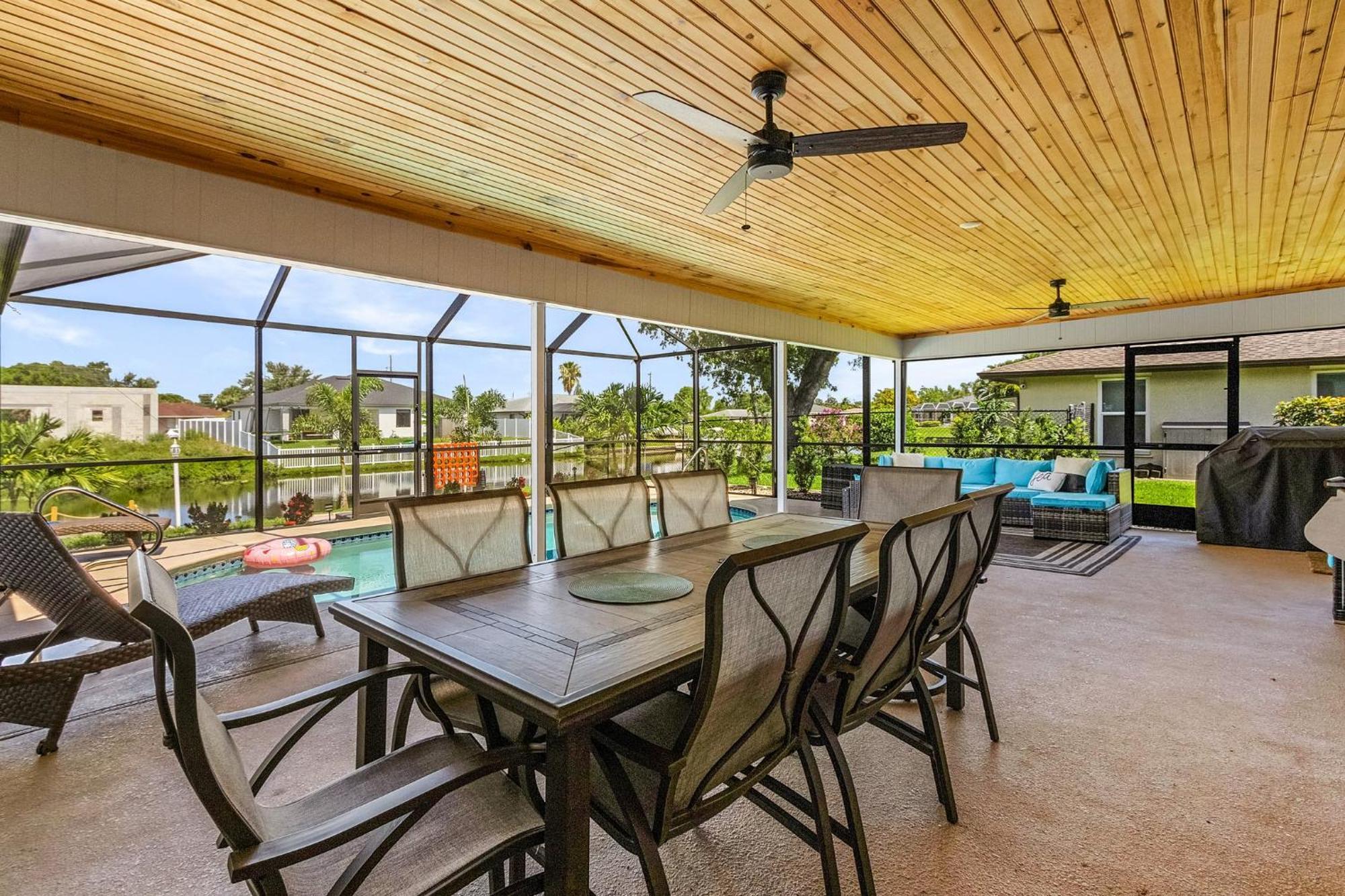 Cozy Retreat, Heated Pool, Water Canal, Bikes,3 Bedroom Cape Coral Dış mekan fotoğraf